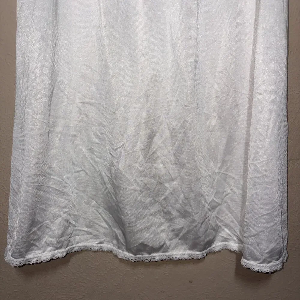 Vintage VASSARETTE White Nylon Lace Trim A-line Half Slip w/ Slit 24” Medium